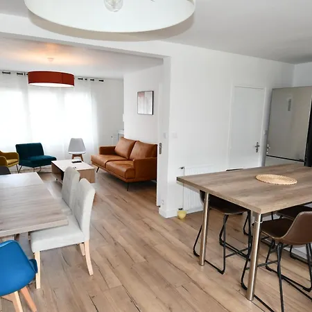 Guest house Maison Spacieuse Et Au Calme